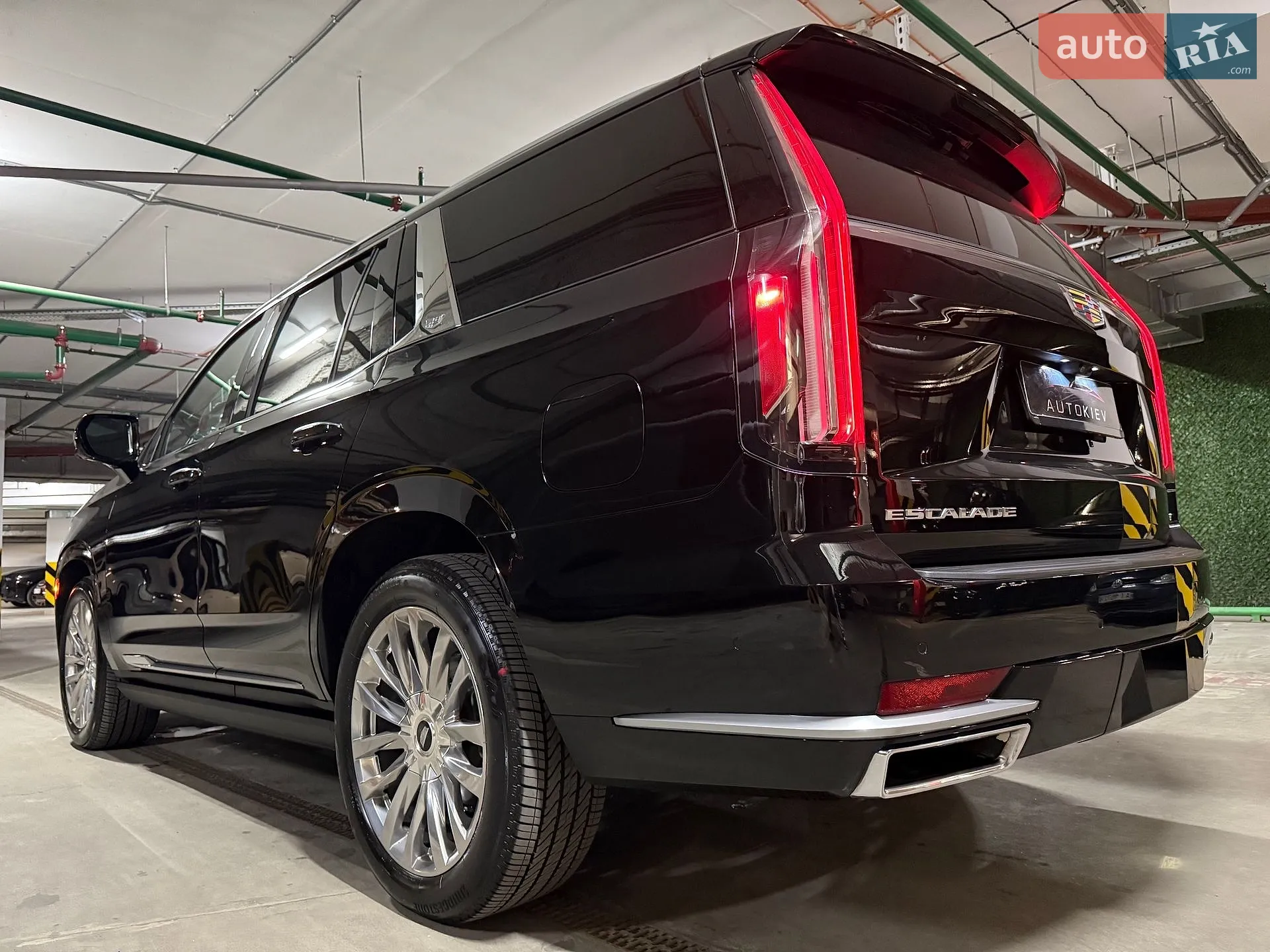 2022 Cadillac Escalade - мініатюра 16