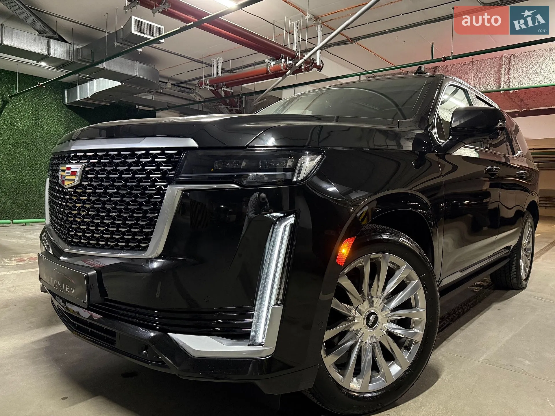 2022 Cadillac Escalade - мініатюра 2
