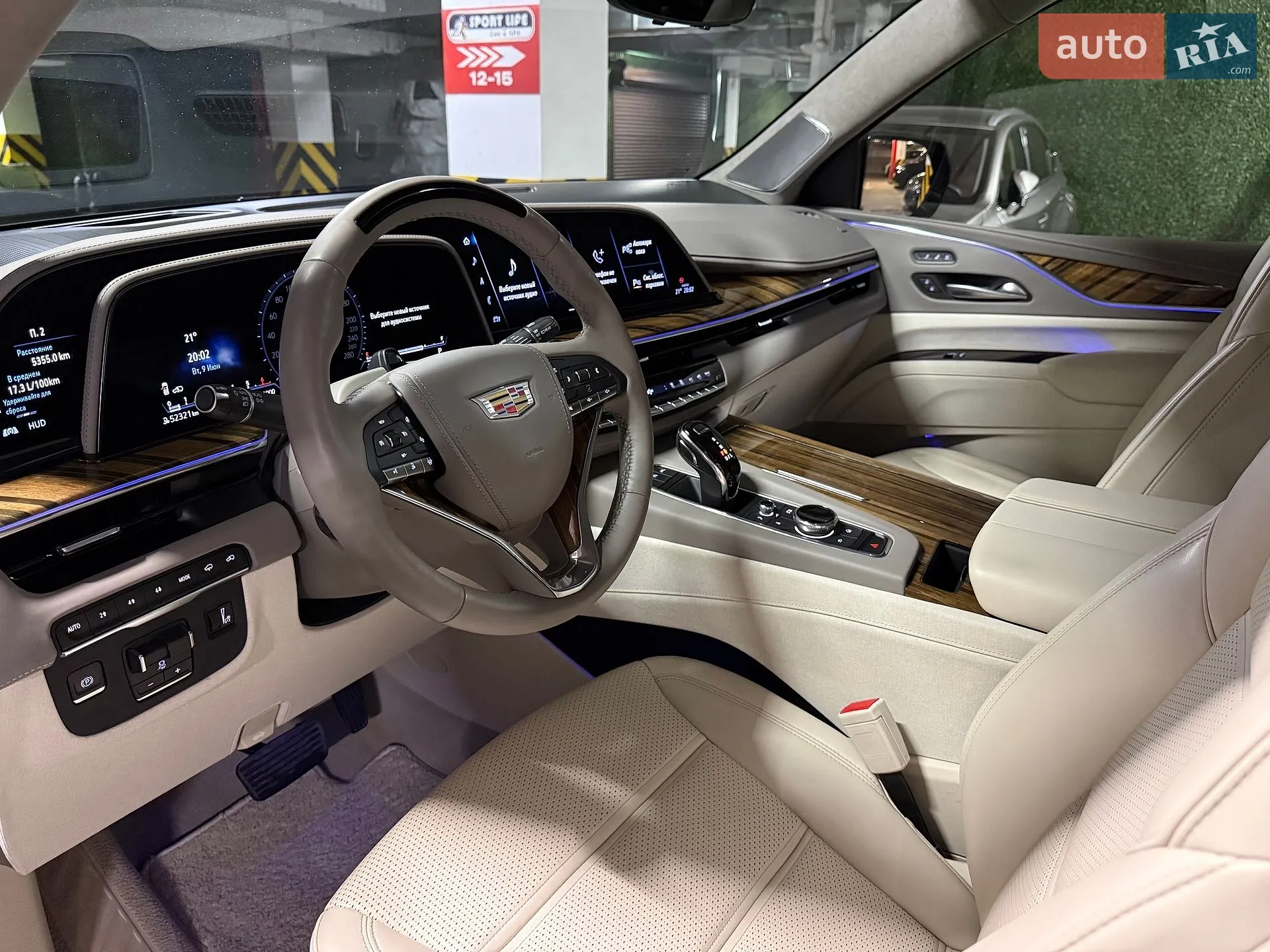 2022 Cadillac Escalade - мініатюра 43