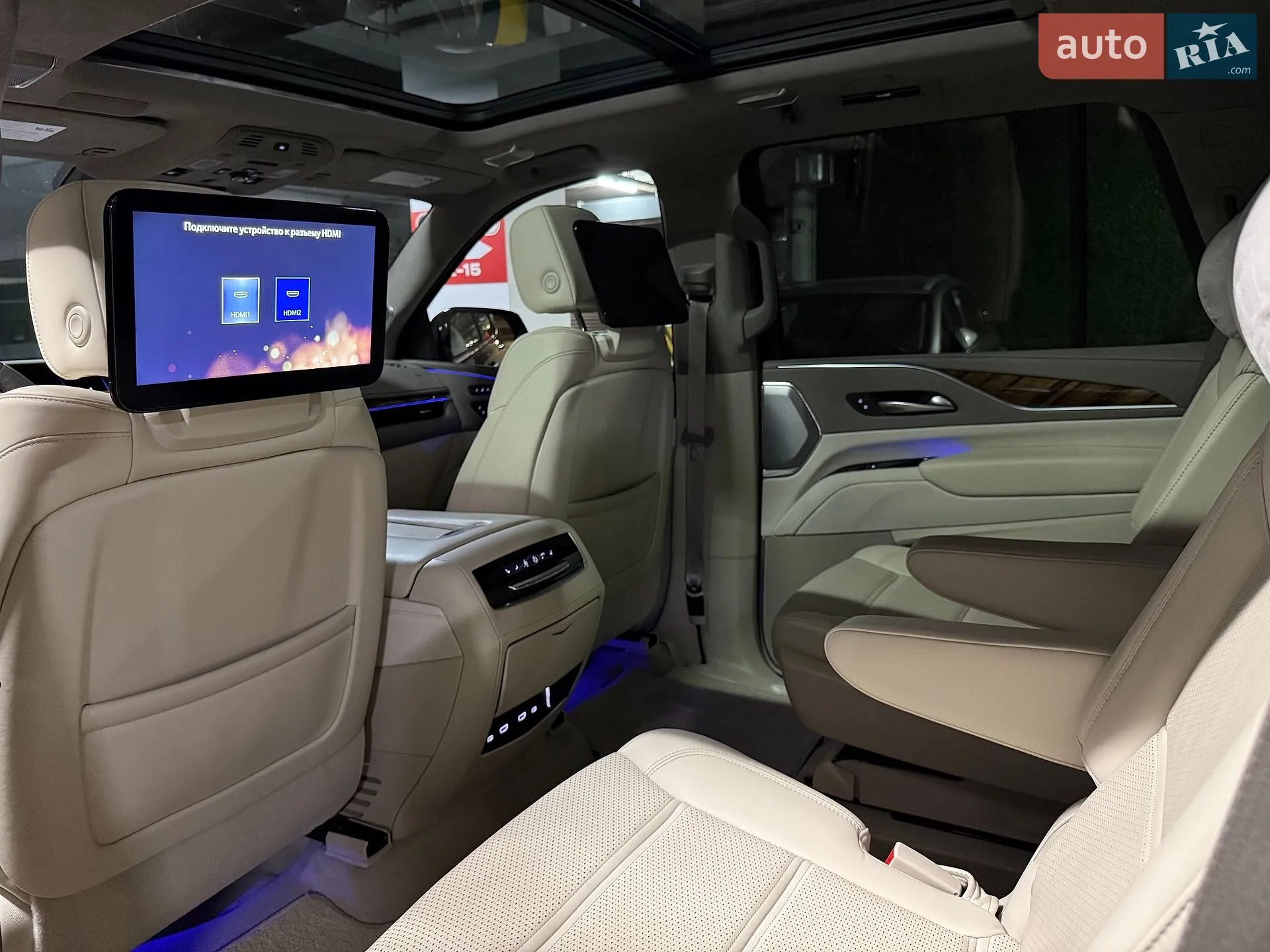 2022 Cadillac Escalade - мініатюра 84