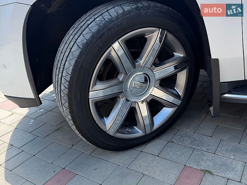 Внедорожник / Кроссовер Cadillac Escalade 2017 в Виннице фото 4 Внедорожник / Кроссовер Cadillac Escalade 2017 в Виннице