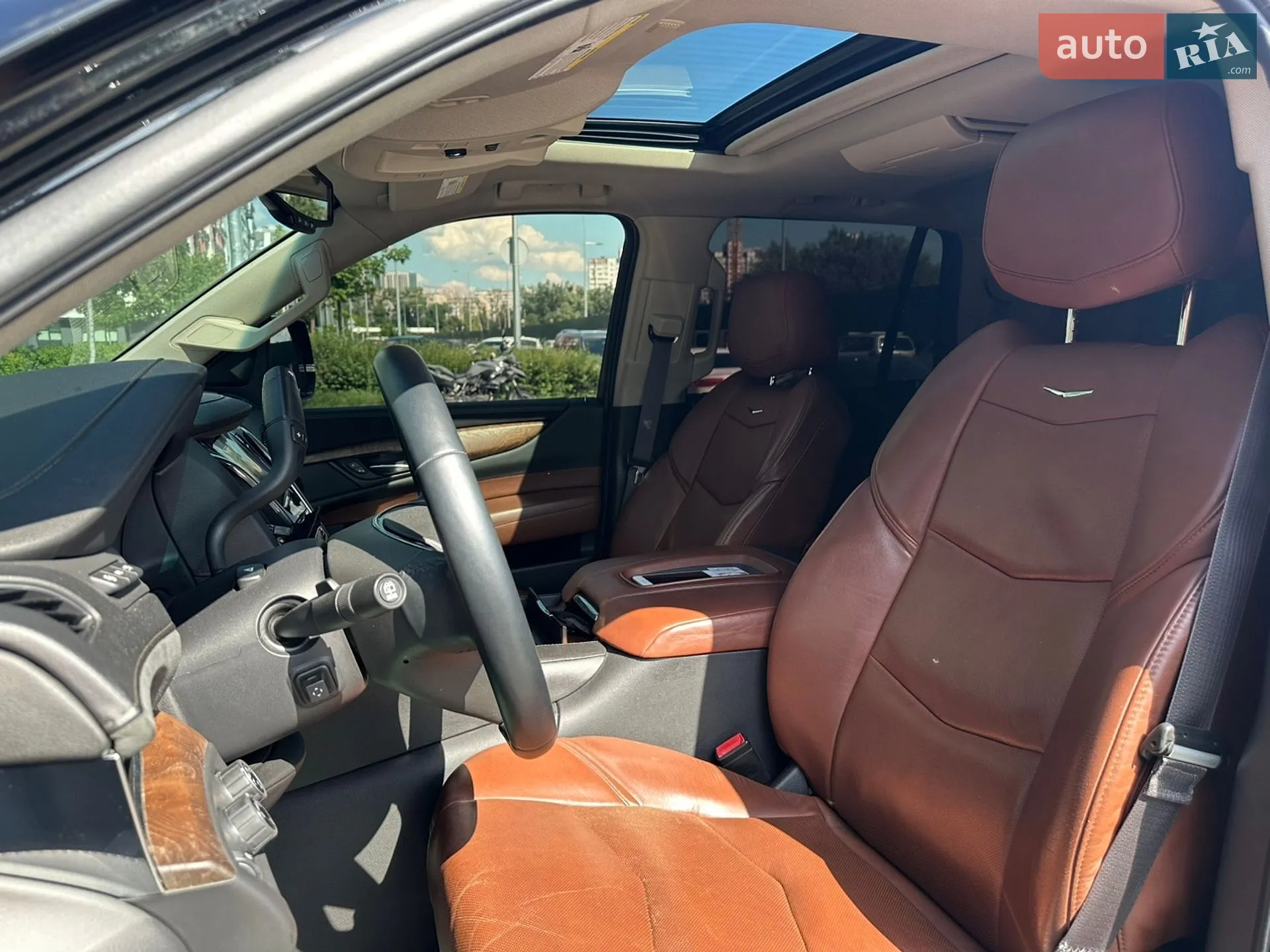 2014 Cadillac Escalade - мініатюра 12
