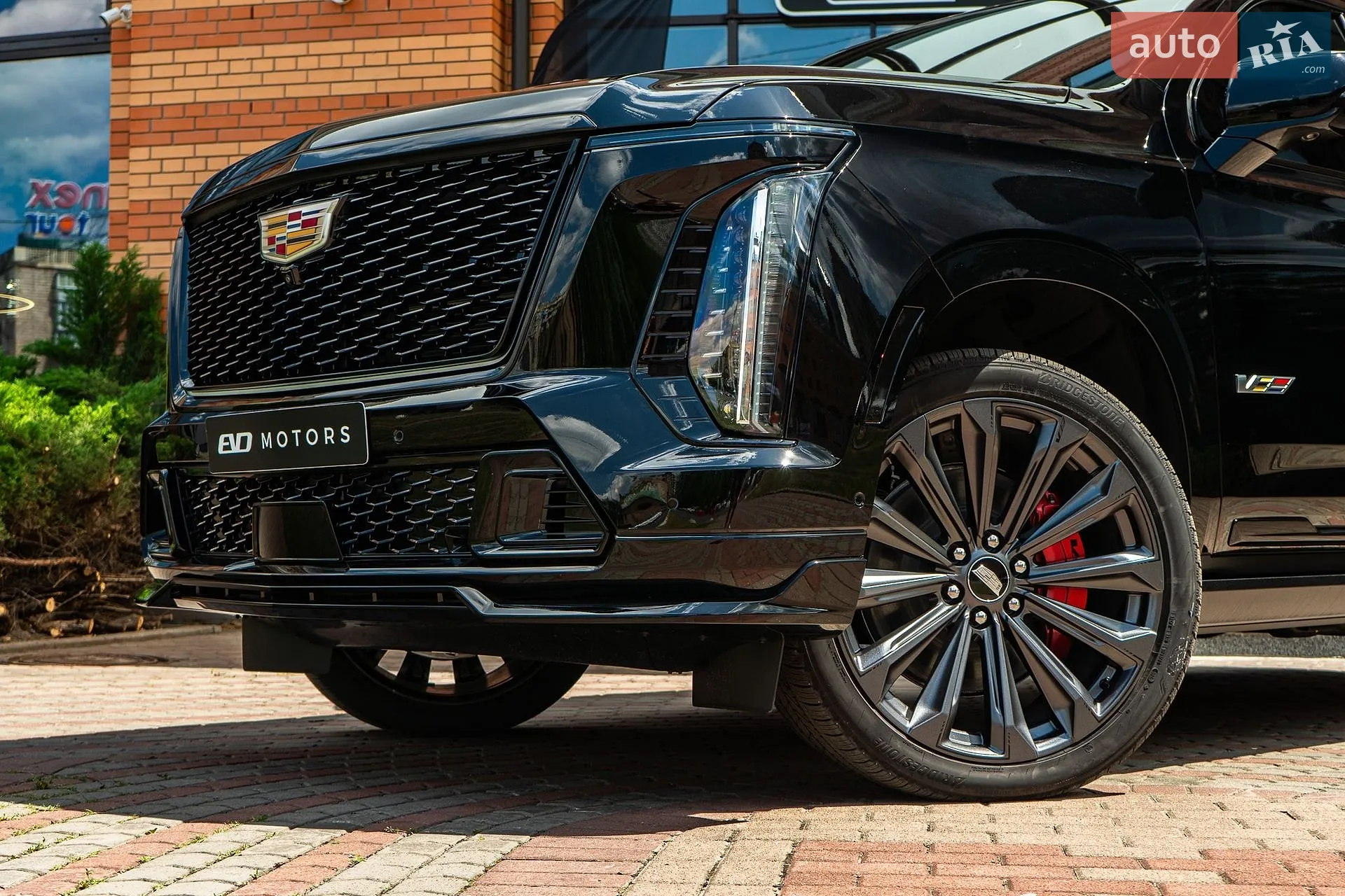 2026 Cadillac Escalade - мініатюра 30