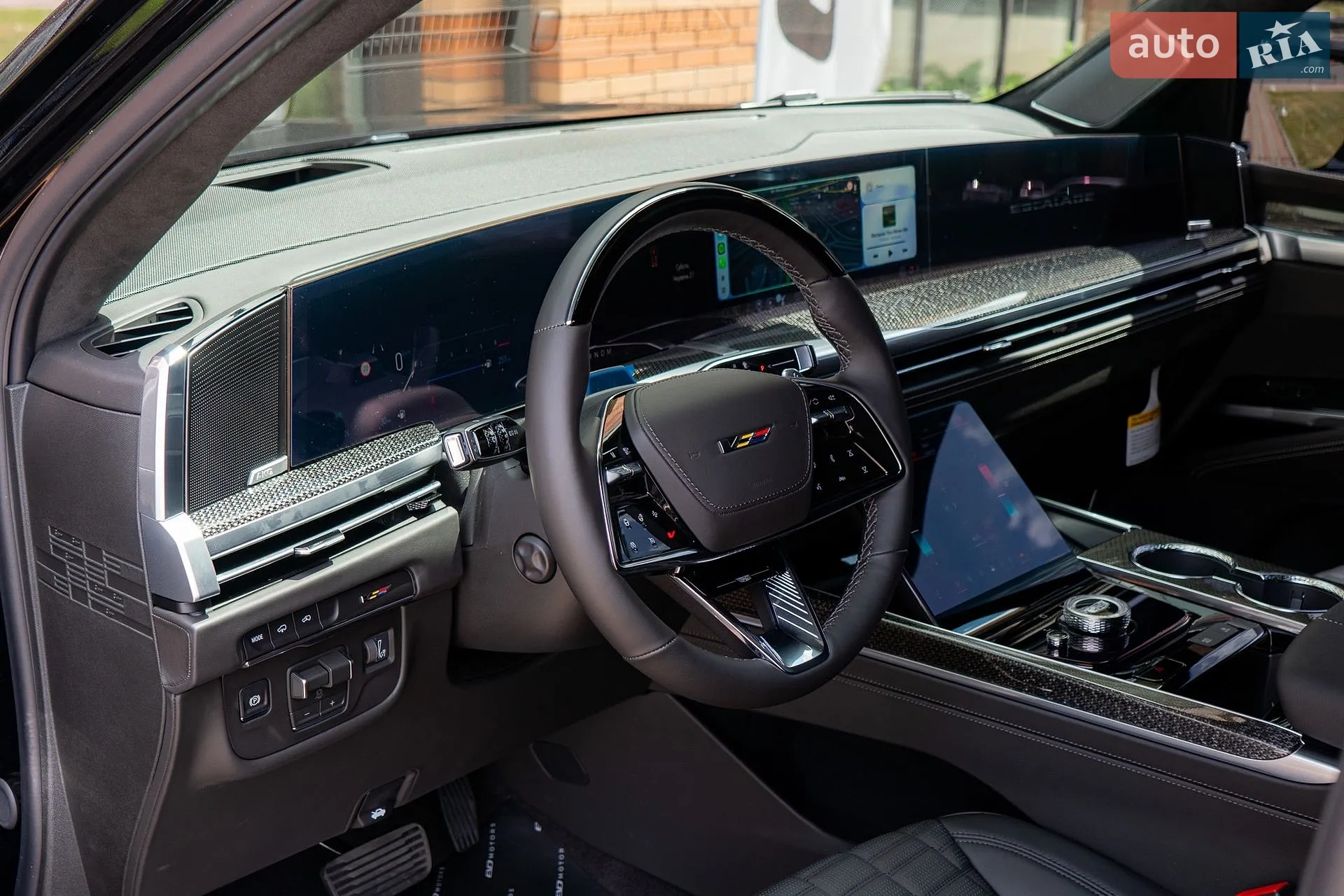 2026 Cadillac Escalade - мініатюра 32