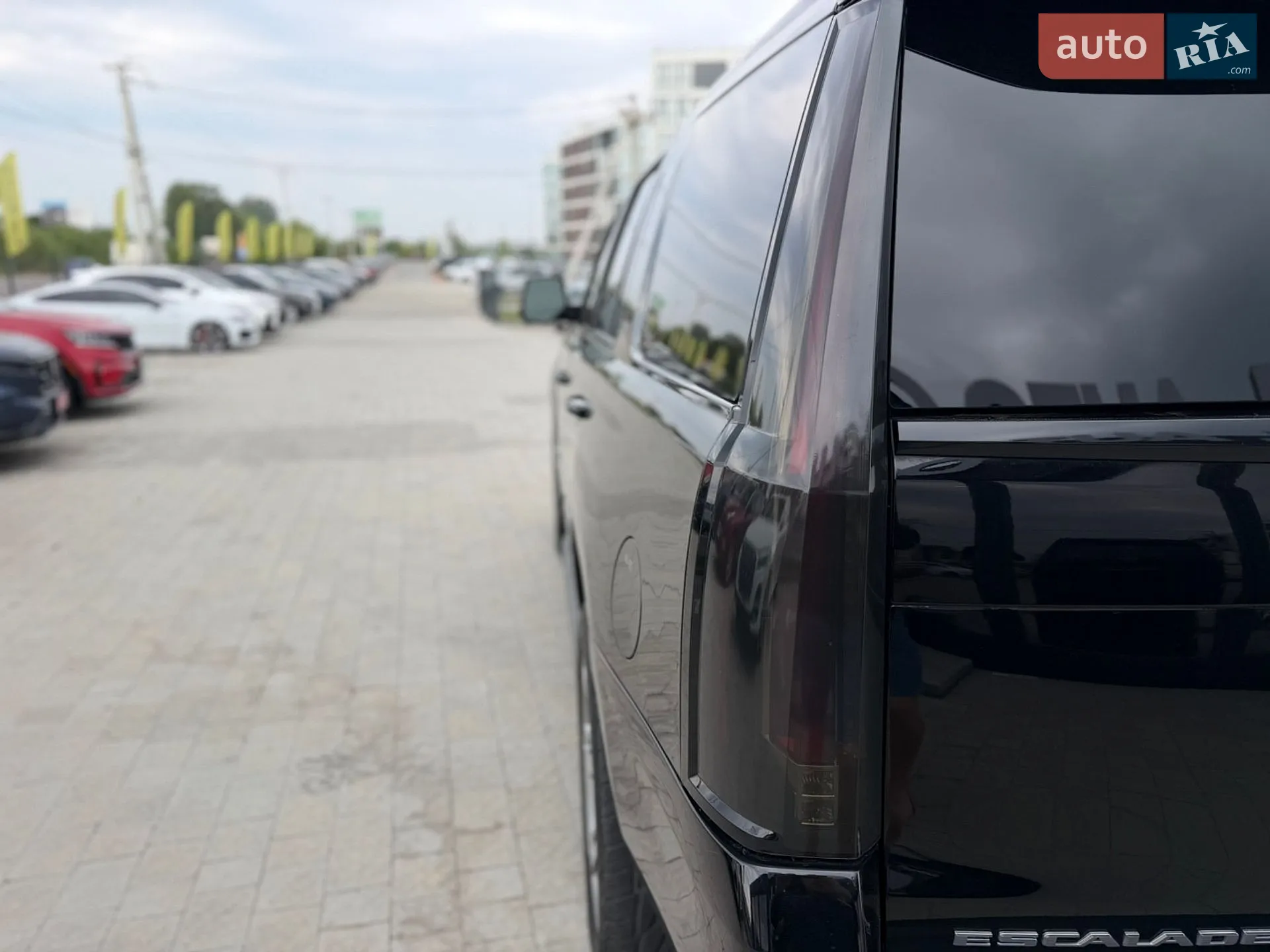 2017 Cadillac Escalade - мініатюра 9
