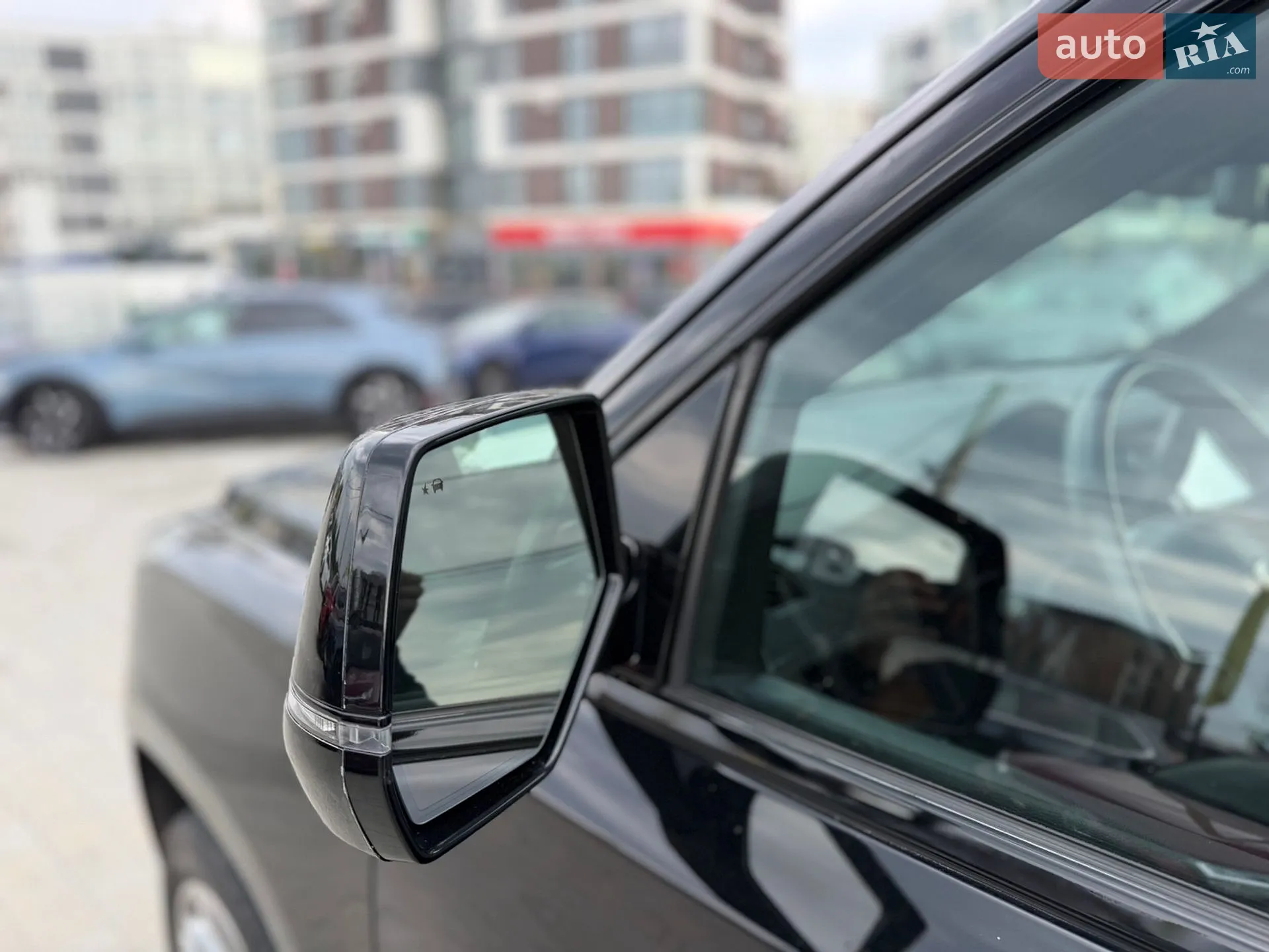 2017 Cadillac Escalade - мініатюра 14