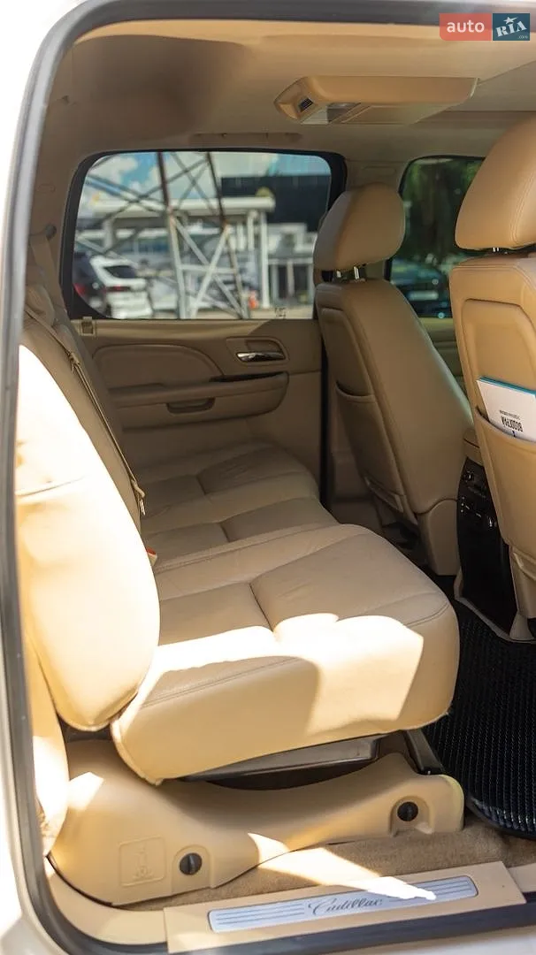 2012 Cadillac Escalade - мініатюра 36