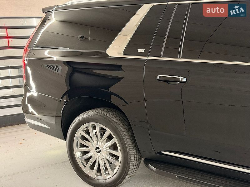 Позашляховик / Кросовер Cadillac Escalade 2021 в Києві