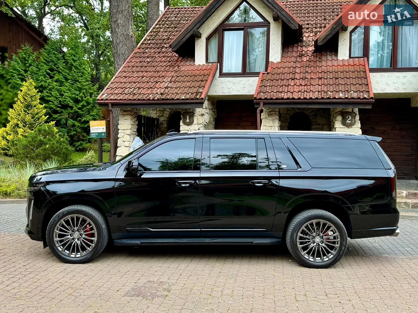 2021 Cadillac Escalade - мініатюра 13