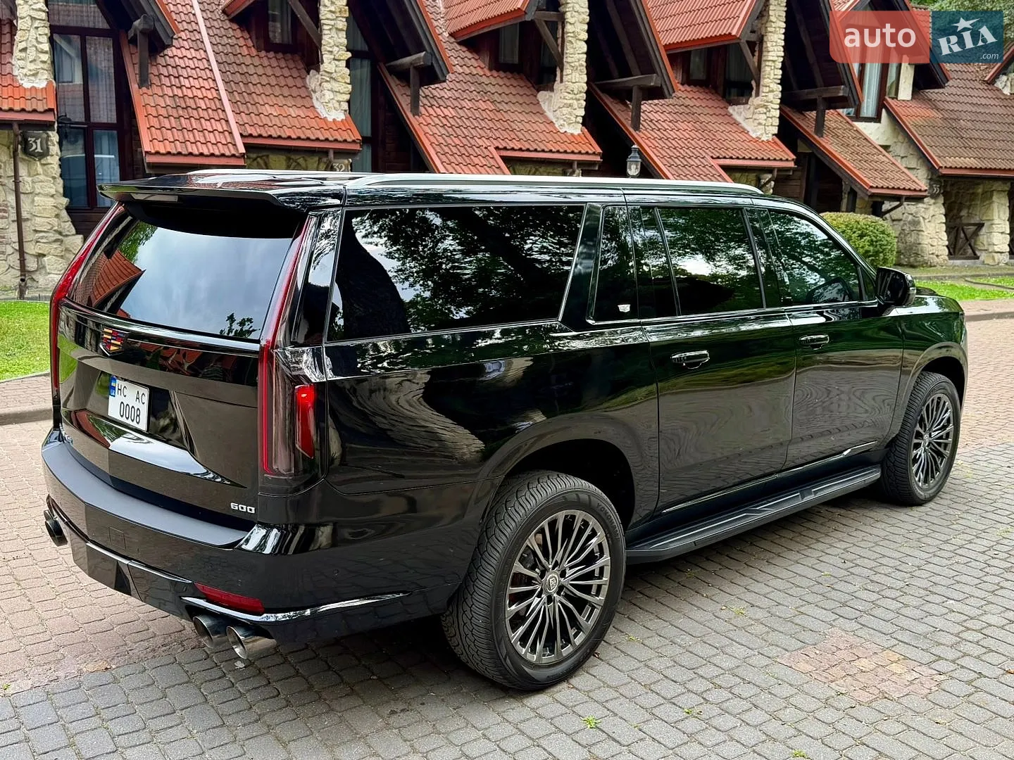 2021 Cadillac Escalade - мініатюра 19