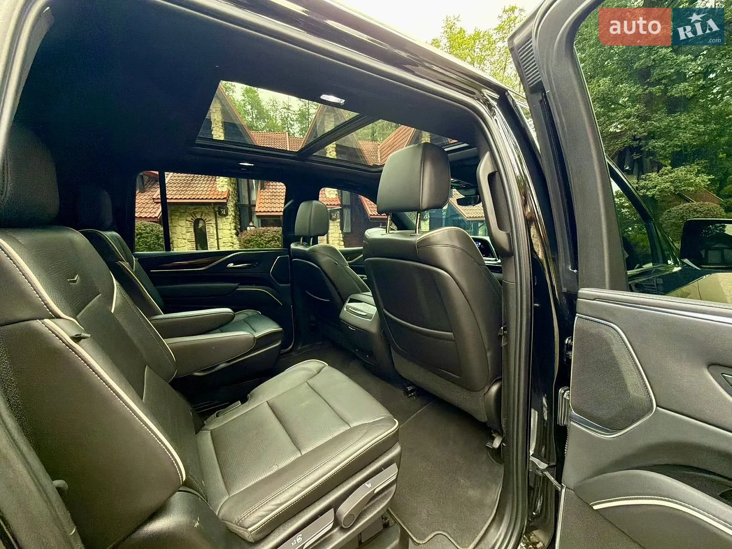 2021 Cadillac Escalade - мініатюра 39