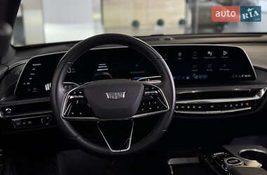 Позашляховик / Кросовер Cadillac Lyriq 2024 в 
