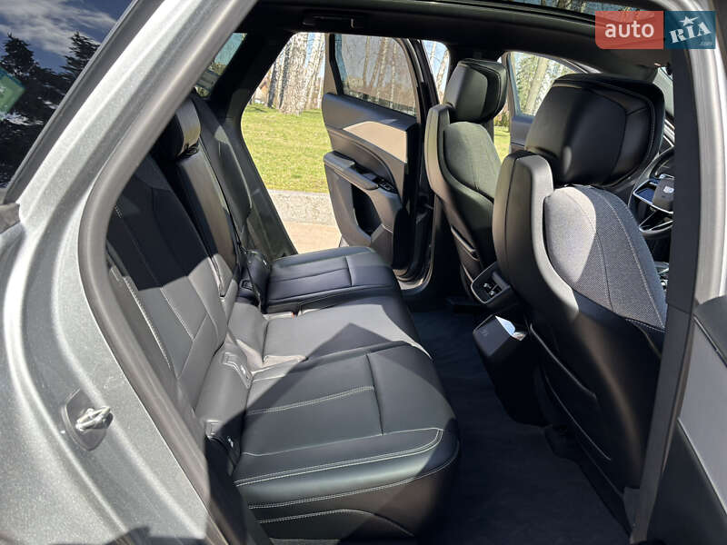 Внедорожник / Кроссовер Cadillac Lyriq 2023 в Житомире