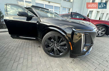Внедорожник / Кроссовер Cadillac Lyriq 2024 в 