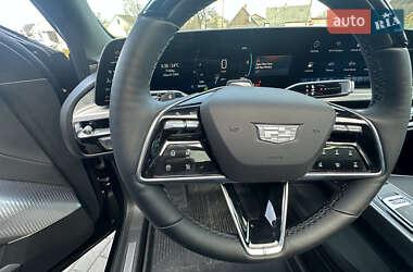 Внедорожник / Кроссовер Cadillac Lyriq 2024 в 