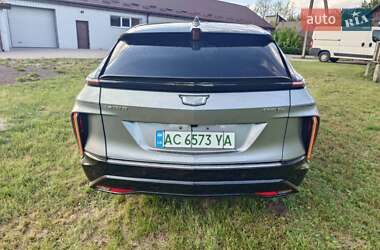 Фастбэк Cadillac Lyriq 2023 в 