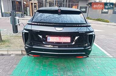 Позашляховик / Кросовер Cadillac Lyriq 2023 в 
