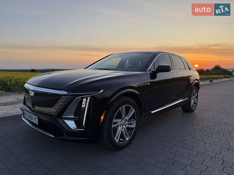 Внедорожник / Кроссовер Cadillac Lyriq 2023 в 