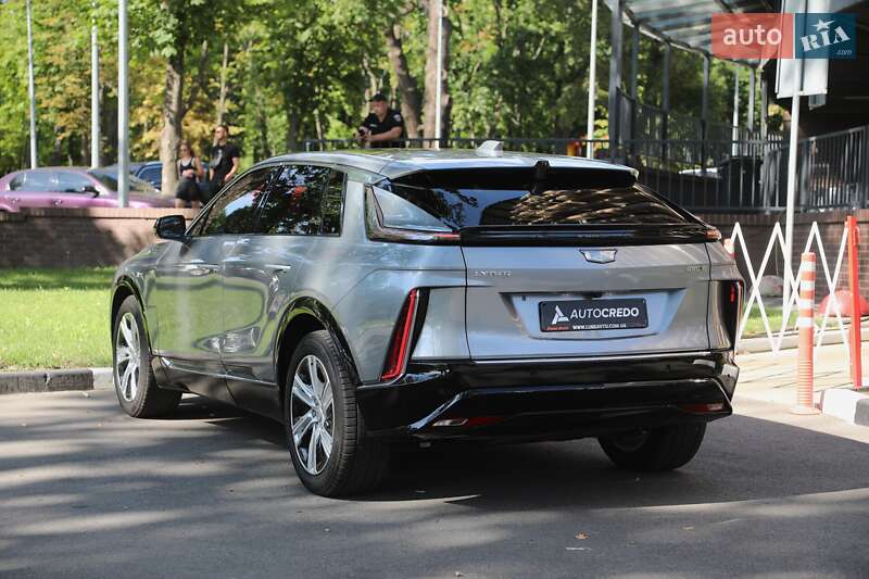 Внедорожник / Кроссовер Cadillac Lyriq 2024 в Харькове