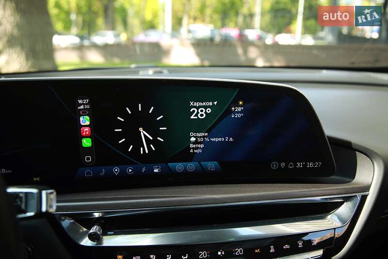 Внедорожник / Кроссовер Cadillac Lyriq 2024 в Харькове