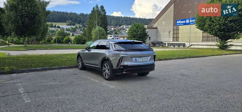 Позашляховик / Кросовер Cadillac Lyriq 2023 в Києві