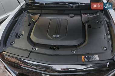Внедорожник / Кроссовер Cadillac Lyriq 2024 в 