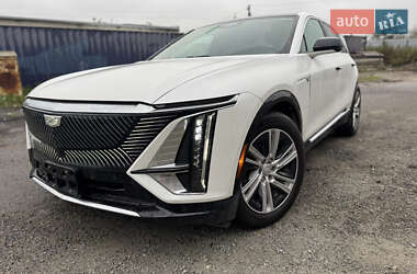 Внедорожник / Кроссовер Cadillac Lyriq 2023 в 