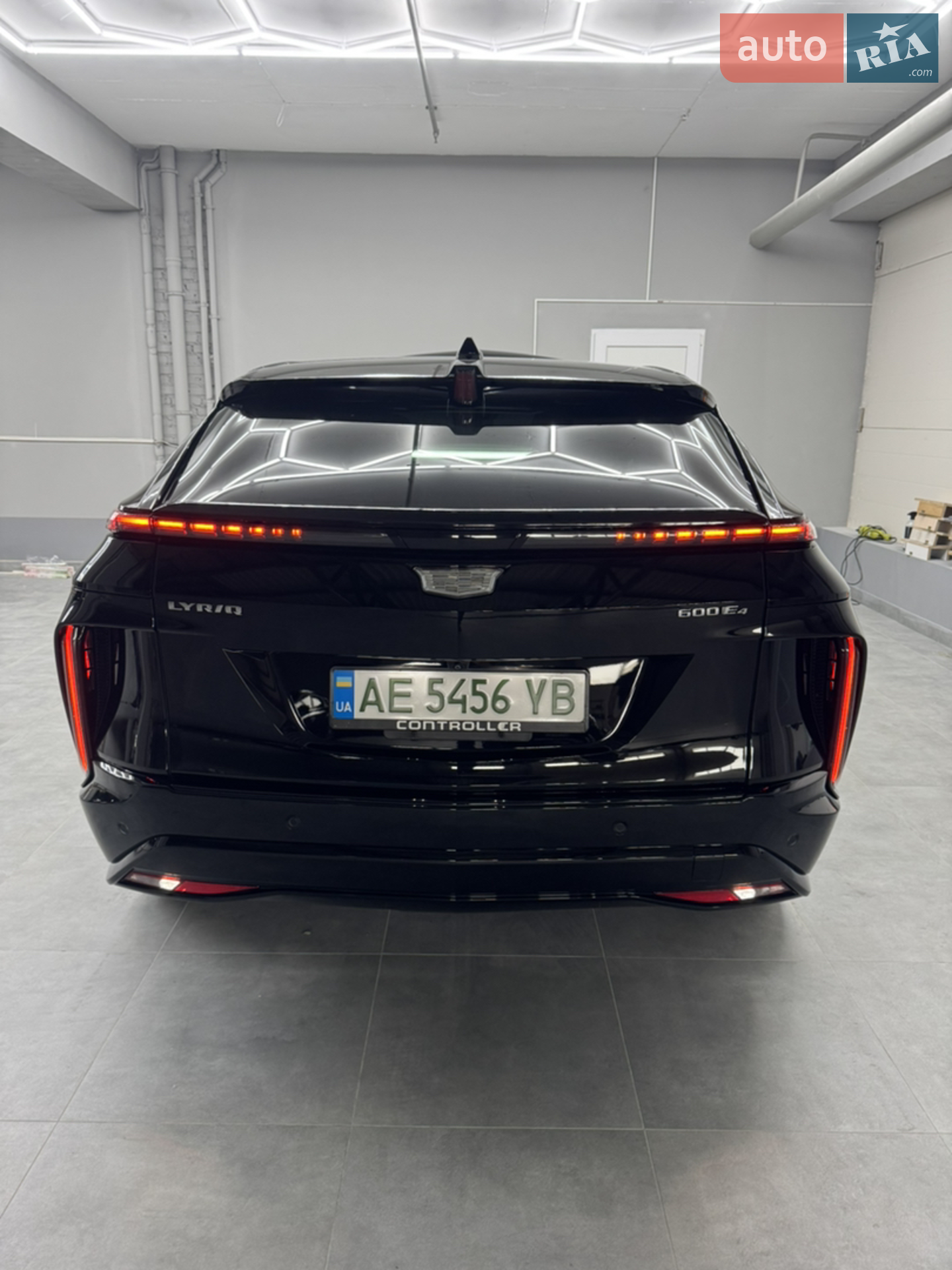 2023 Cadillac Lyriq - мініатюра 3