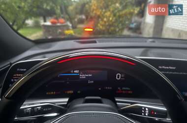 Позашляховик / Кросовер Cadillac Lyriq 2023 в 