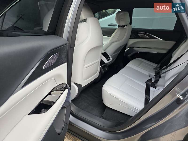 Позашляховик / Кросовер Cadillac Lyriq 2022 в Ніжині