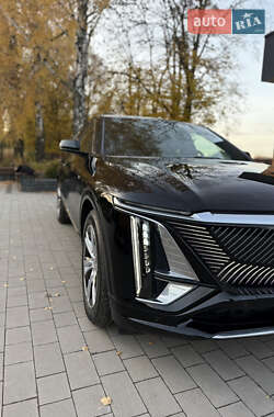 Позашляховик / Кросовер Cadillac Lyriq 2023 в Володимирі