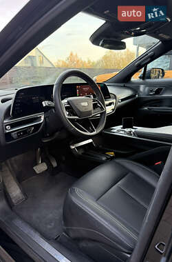 Позашляховик / Кросовер Cadillac Lyriq 2023 в Володимирі