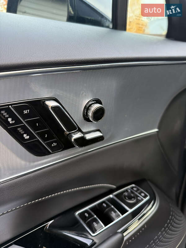 Позашляховик / Кросовер Cadillac Lyriq 2023 в Володимирі фото 21 Позашляховик / Кросовер Cadillac Lyriq 2023 в Володимирі