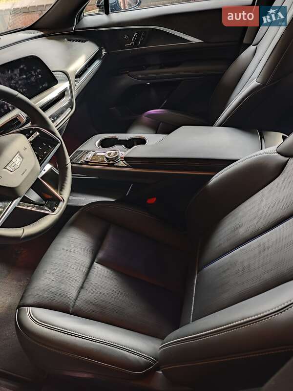 Внедорожник / Кроссовер Cadillac Lyriq 2023 в Львове фото 9 Внедорожник / Кроссовер Cadillac Lyriq 2023 в Львове