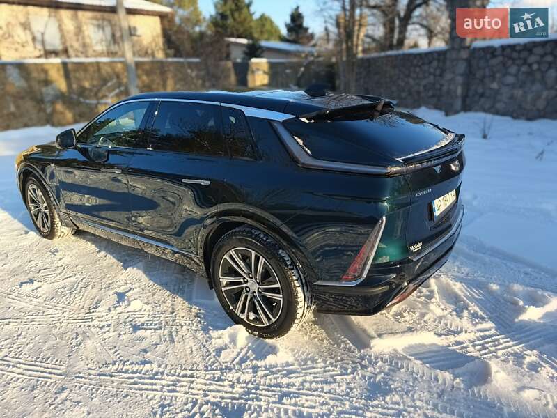 Внедорожник / Кроссовер Cadillac Lyriq 2023 в Запорожье фото 10 Внедорожник / Кроссовер Cadillac Lyriq 2023 в Запорожье