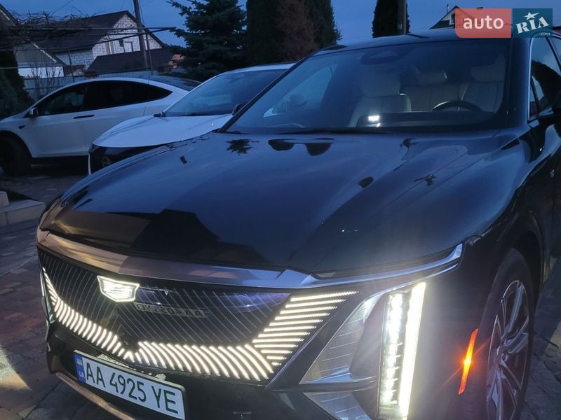 Внедорожник / Кроссовер Cadillac Lyriq 2024 в Киеве