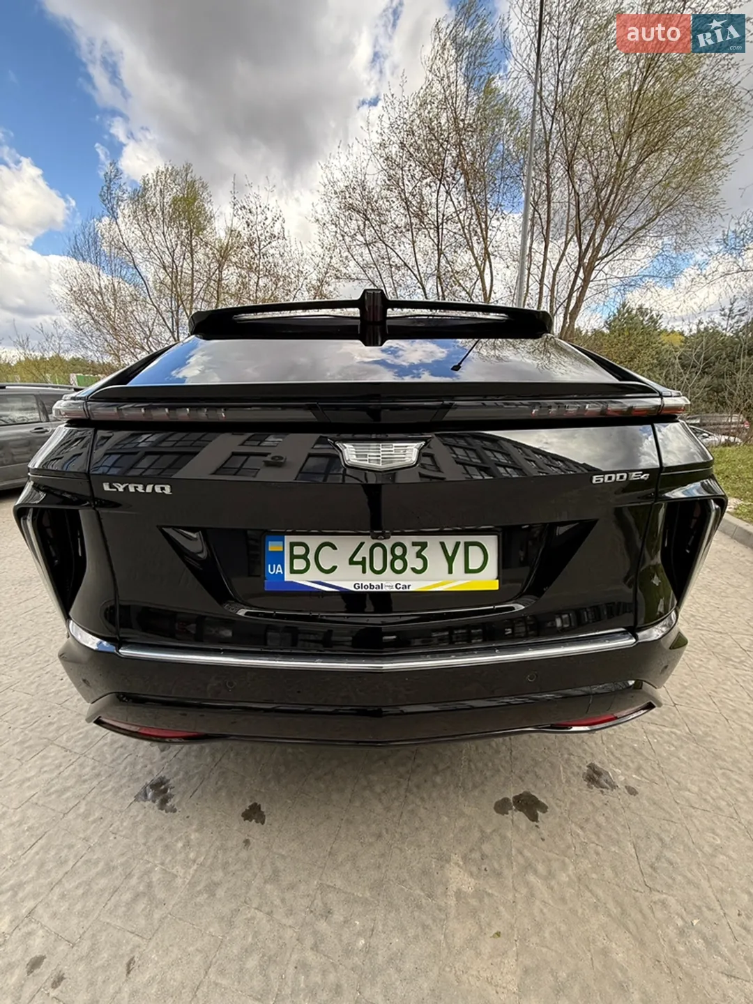 2024 Cadillac Lyriq - мініатюра 10