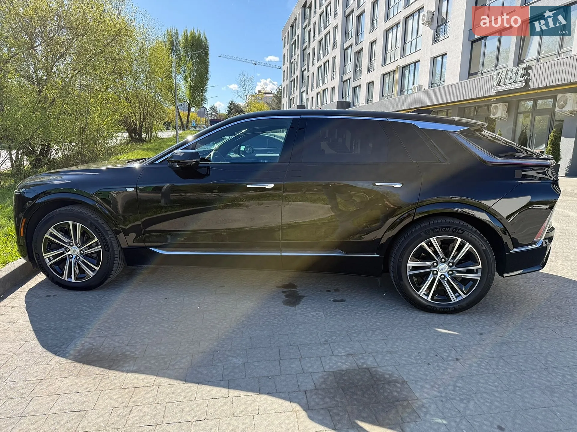 2024 Cadillac Lyriq - мініатюра 43