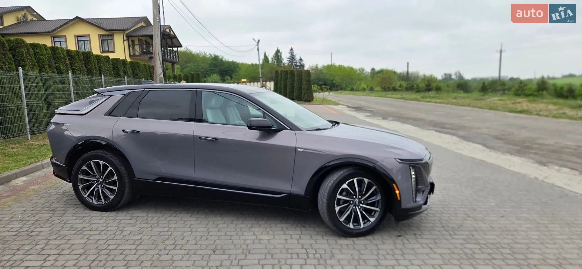 2024 Cadillac Lyriq - мініатюра 5