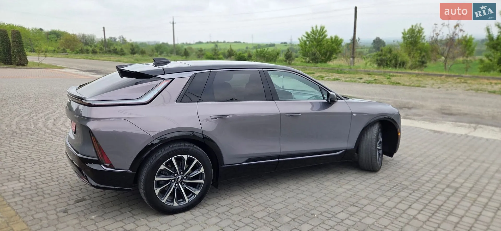 2024 Cadillac Lyriq - мініатюра 10
