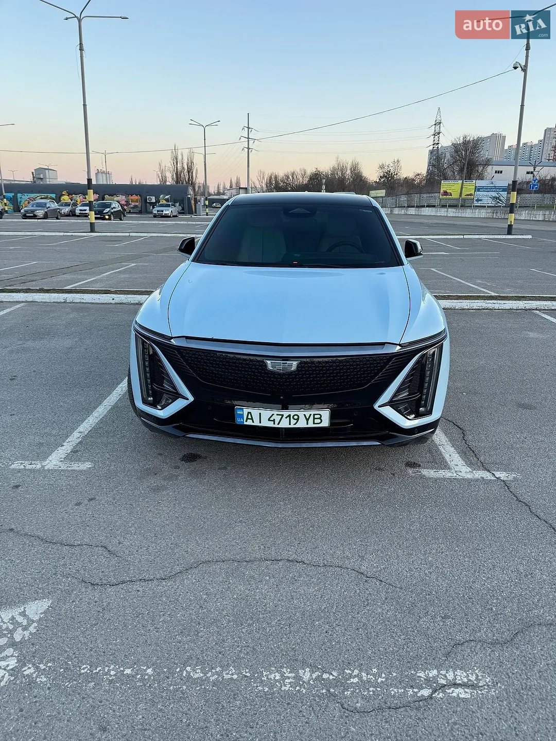 2023 Cadillac Lyriq - мініатюра 3