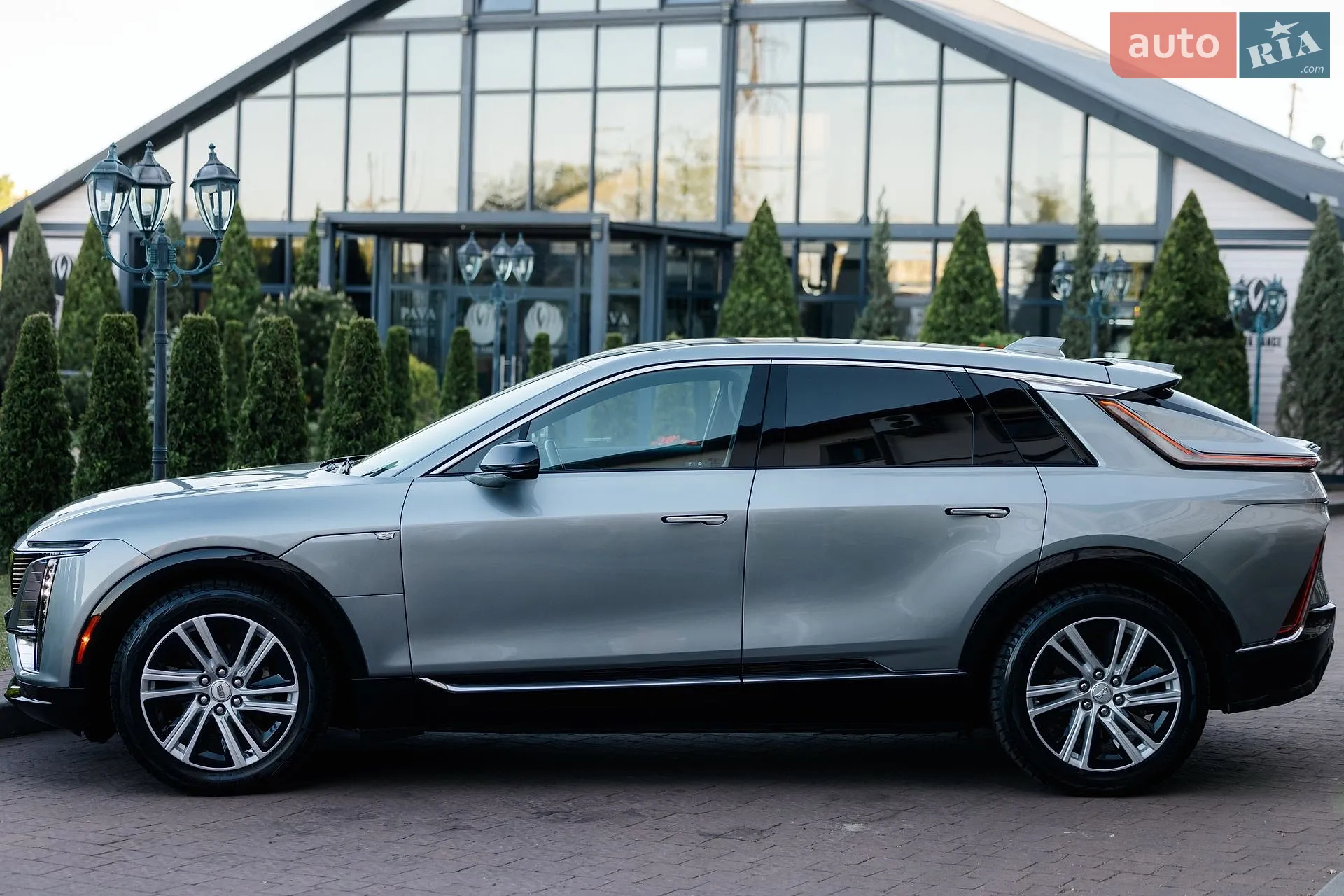 2024 Cadillac Lyriq - мініатюра 20