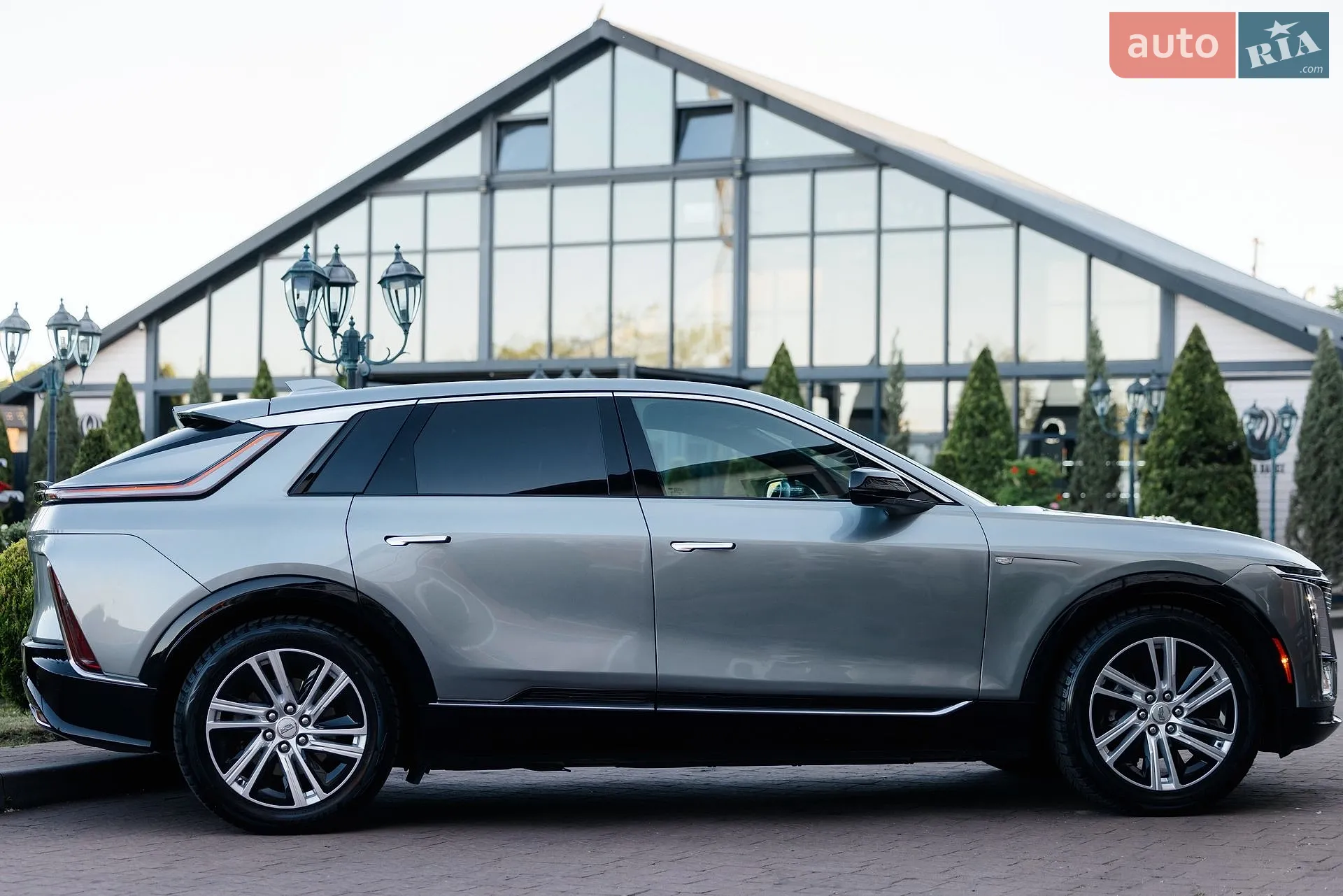 2024 Cadillac Lyriq - мініатюра 19