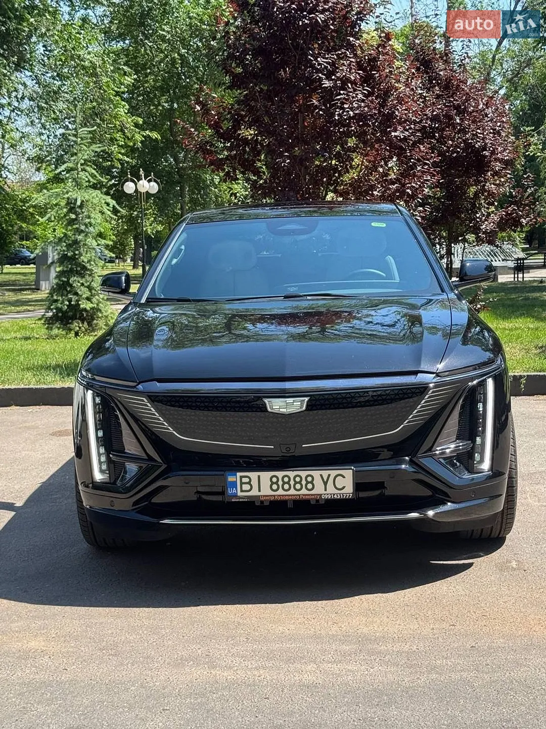2025 Cadillac Lyriq - мініатюра 10