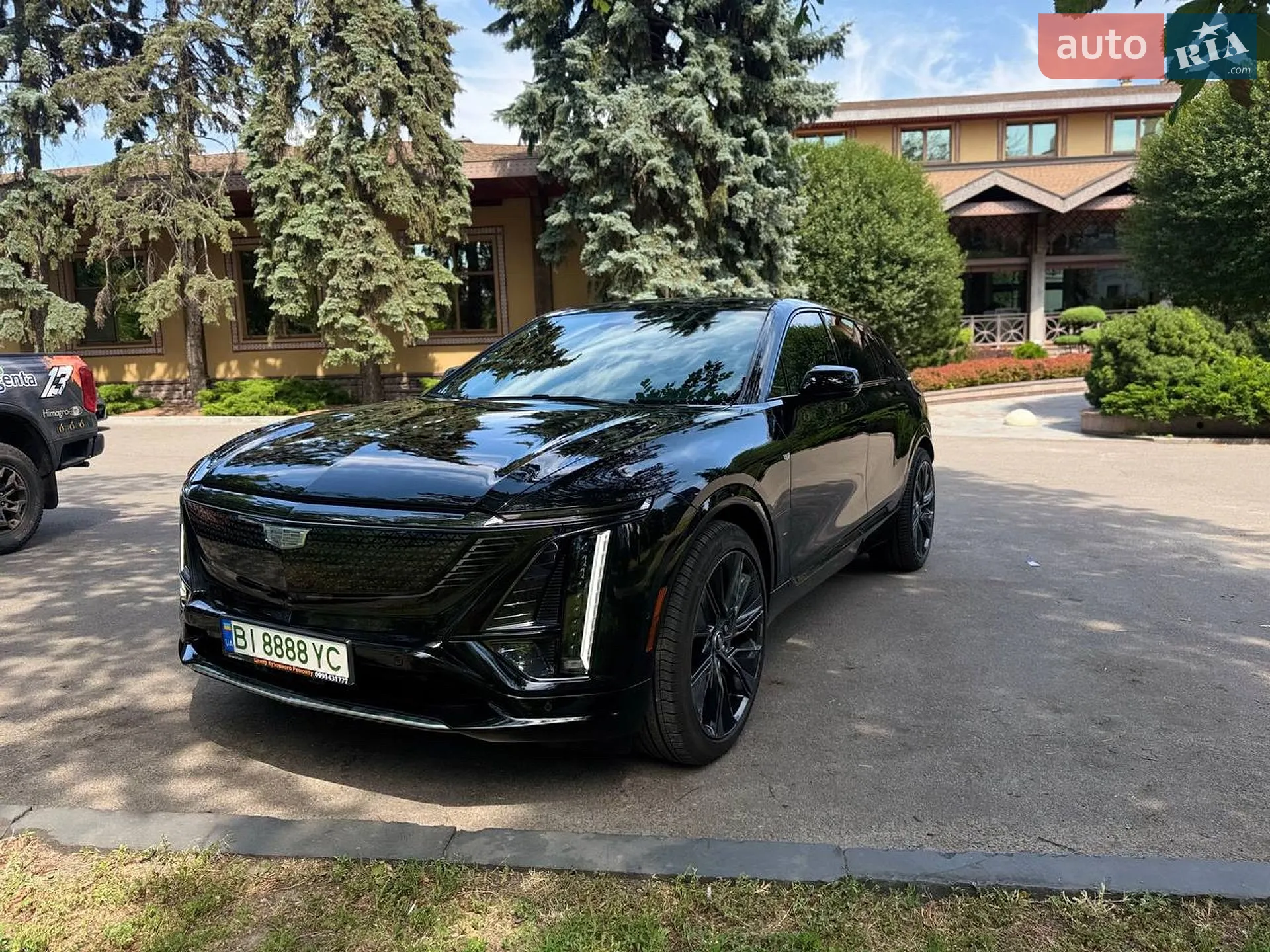 2025 Cadillac Lyriq - мініатюра 2