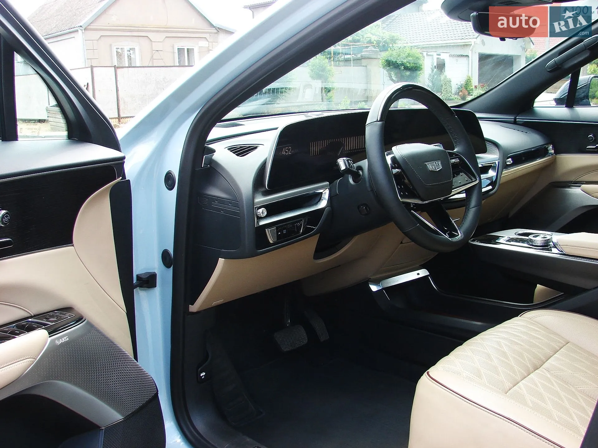 2024 Cadillac Lyriq - мініатюра 23