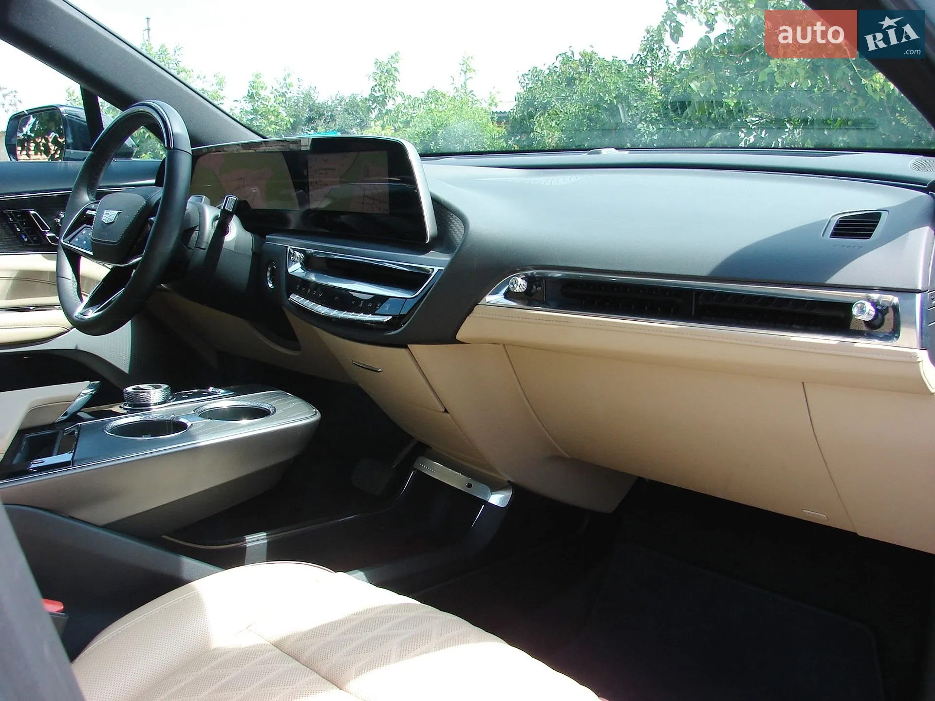 2024 Cadillac Lyriq - мініатюра 38