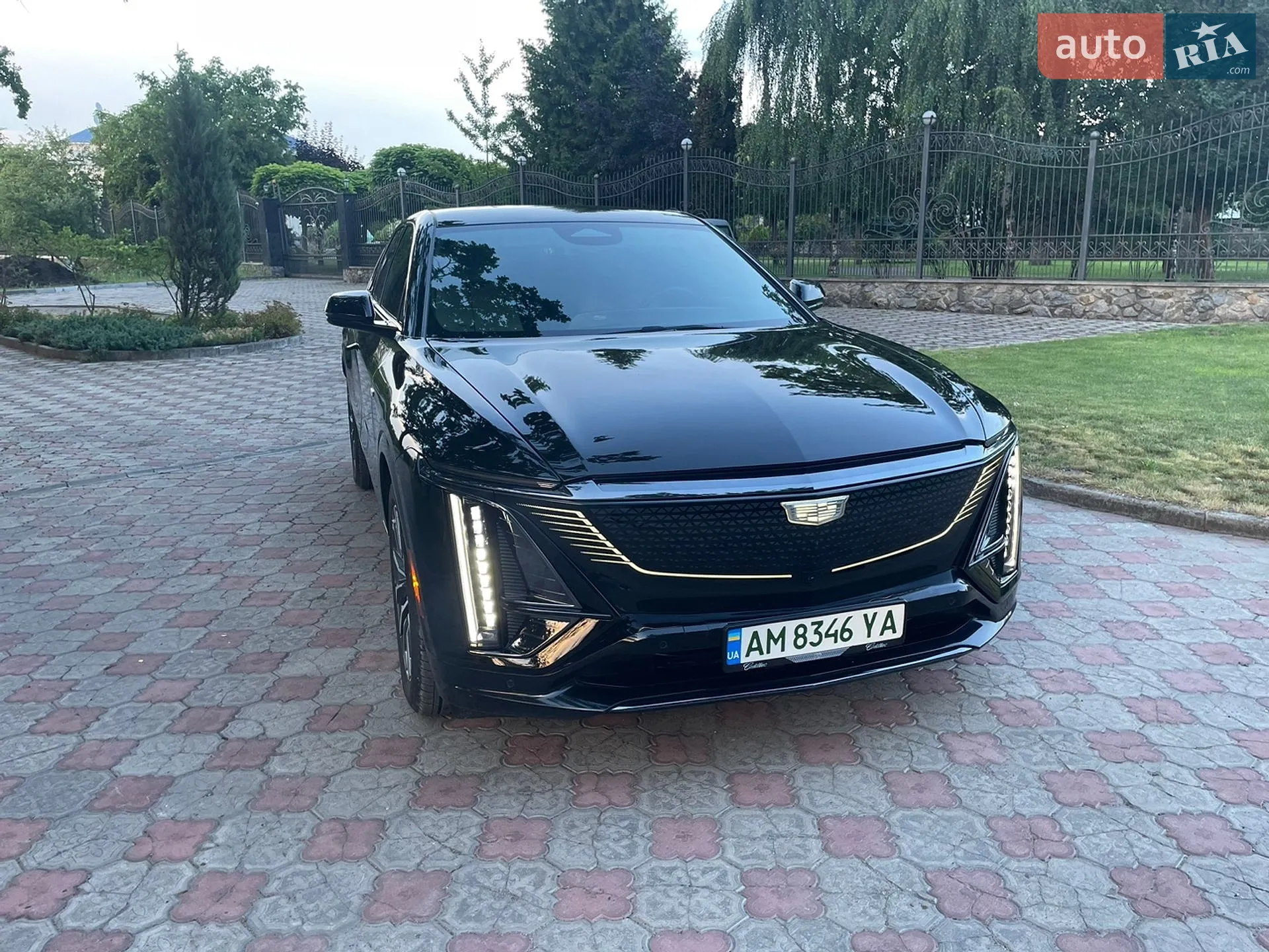 2023 Cadillac Lyriq - мініатюра 14