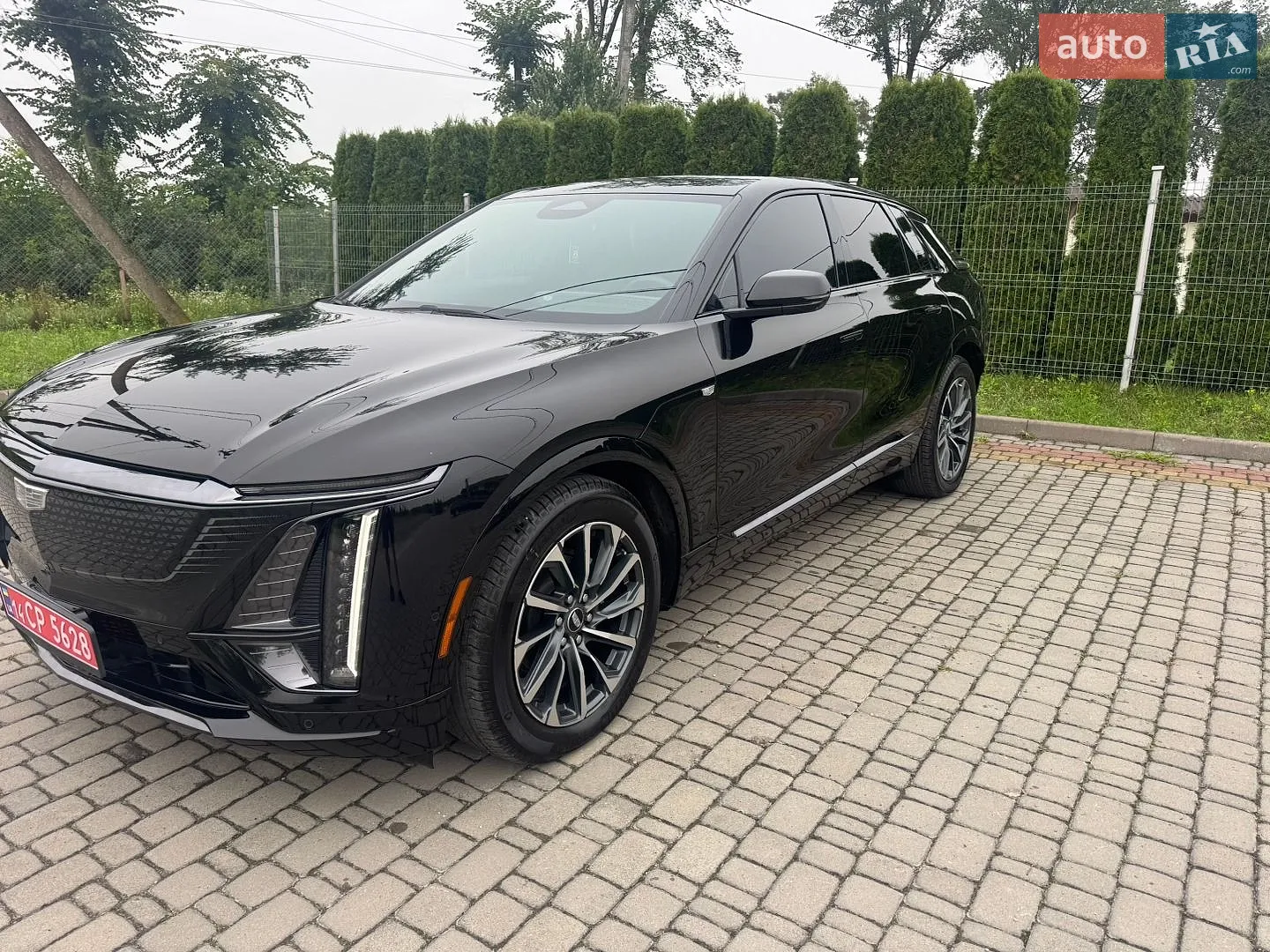 2025 Cadillac Lyriq - мініатюра 11