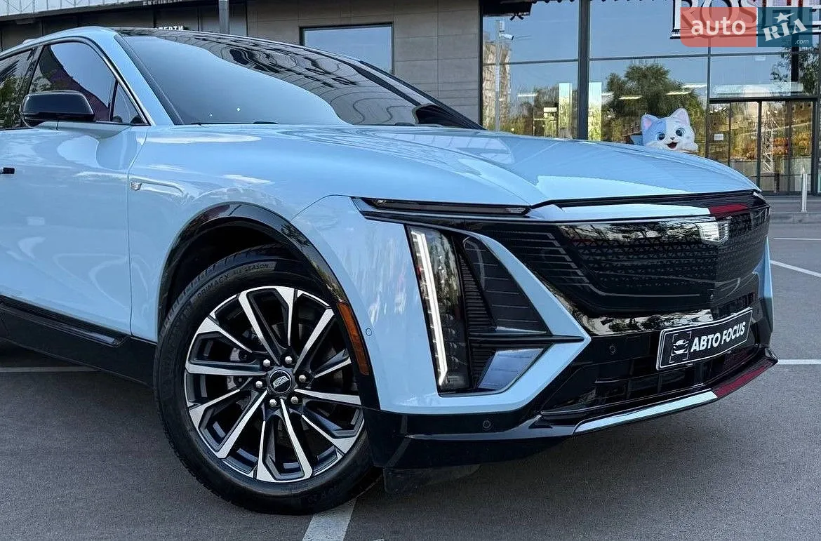 2023 Cadillac Lyriq - мініатюра 2